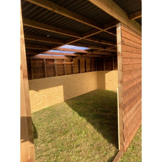  Standard Stables 24ft x 12ft