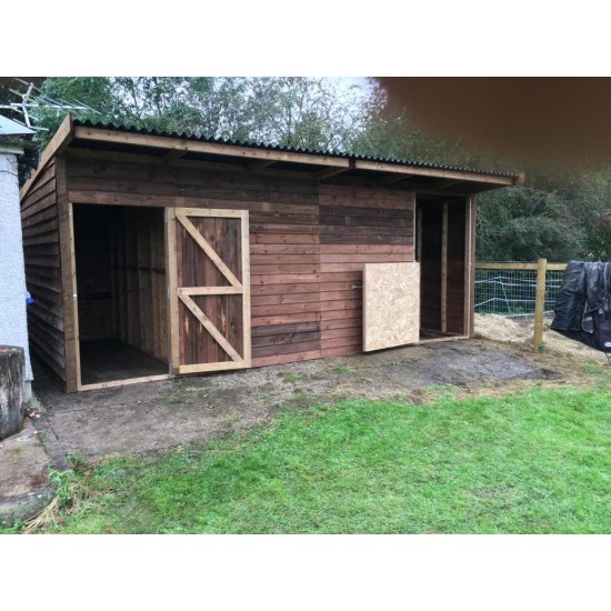 24ft x 12ft Stable & Tack Room